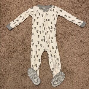 Burt’s Bees Baby Sleeper 18 Months Snug Fitting with Gripper Feet Organic Cotton